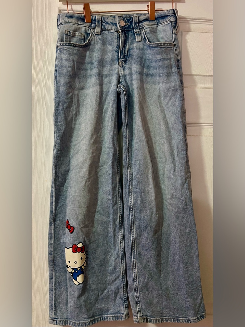 H&M Light Blue Wide-Leg Hello Kitty Jeans